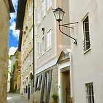 Place To